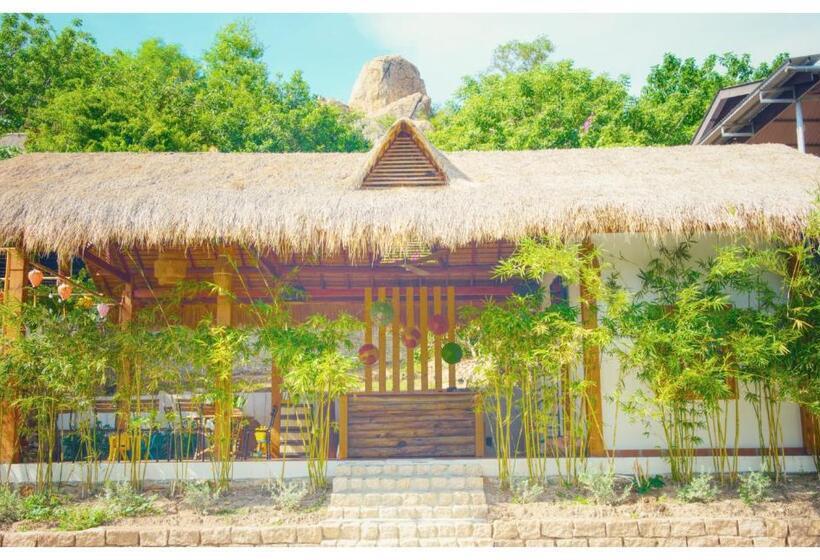 استراحتگاه Escalade Experience