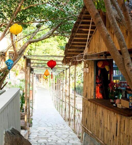 استراحتگاه Escalade Experience