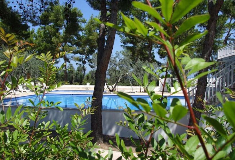 استراحتگاه Villaggio Ripa