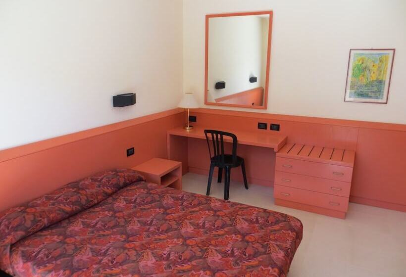 استراحتگاه Villaggio Ripa