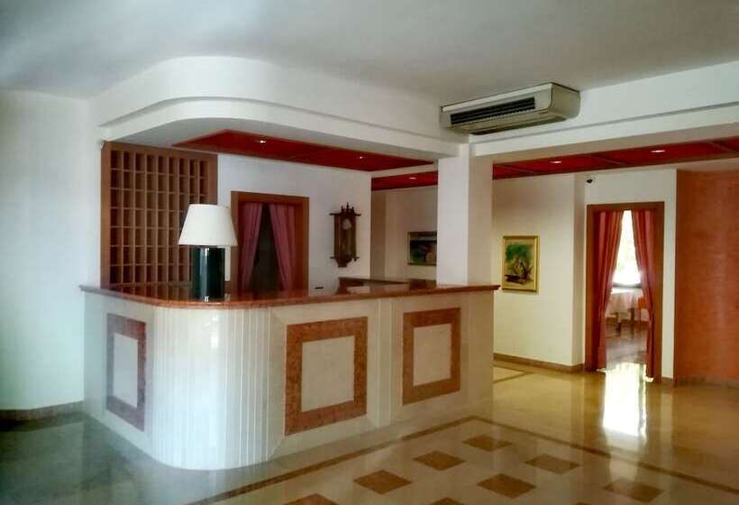 استراحتگاه Villaggio Ripa