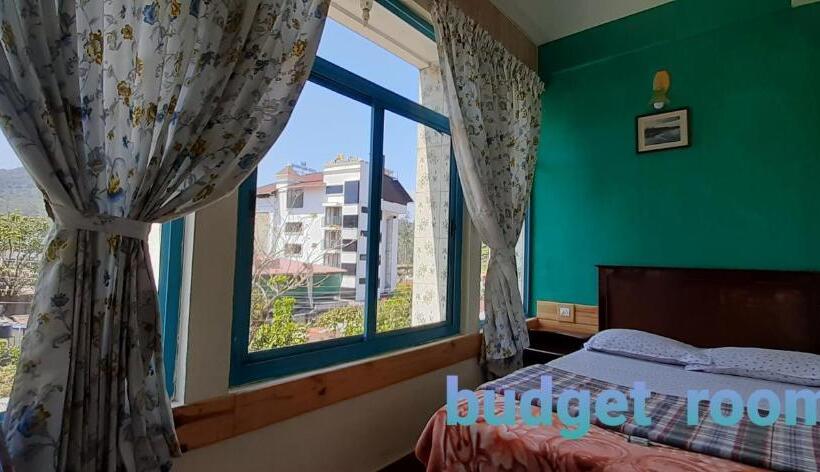 호스텔 Greenview Holiday Inn