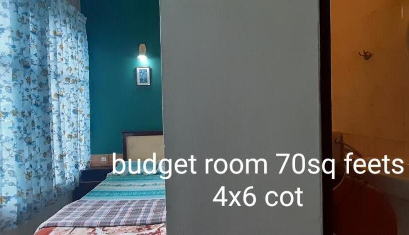 호스텔 Greenview Holiday Inn