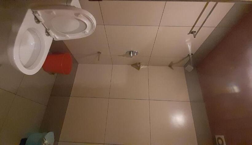 호스텔 Greenview Holiday Inn