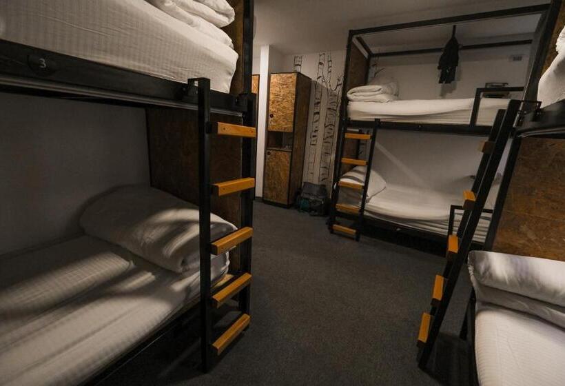 فندق صغير Nomads