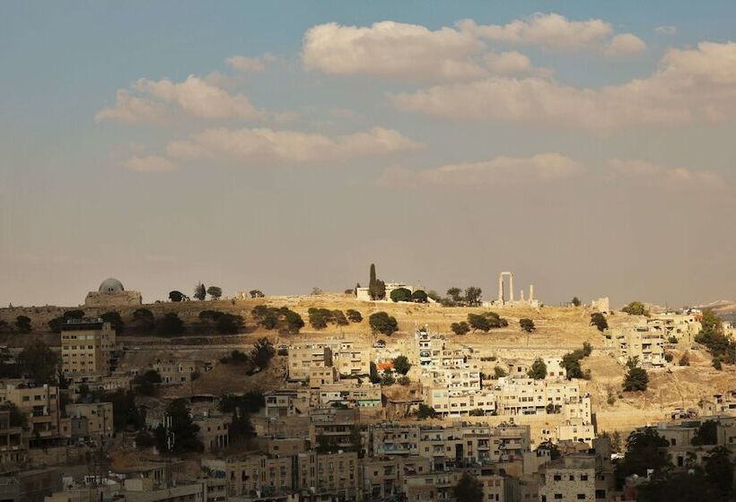 فندق صغير Nomads