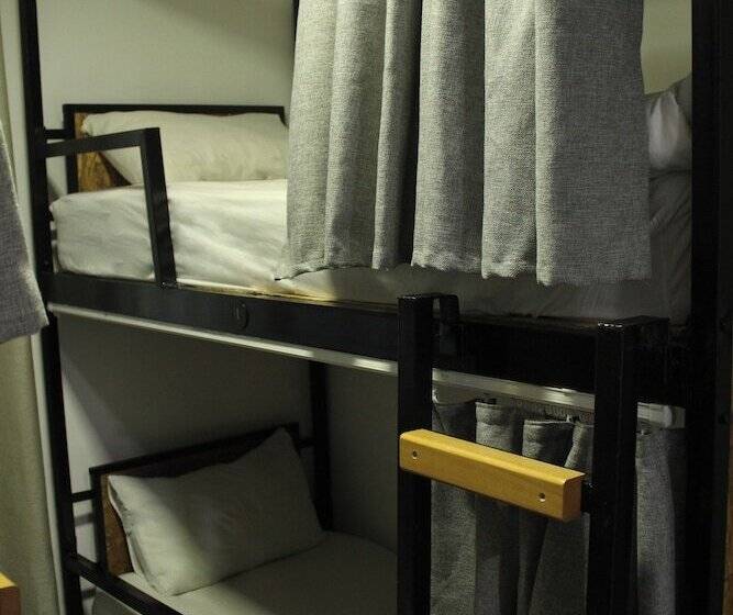 فندق صغير Nomads