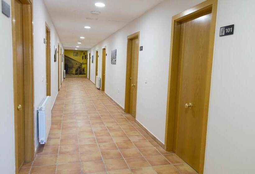 הוסטל Hostal Pradaria Asador & Alojamiento