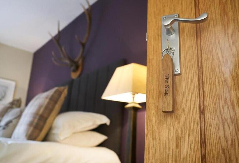 فندق صغير The Three Chimneys Country Pub