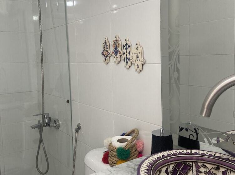 تختخواب و صبحانه Princesse Ilham