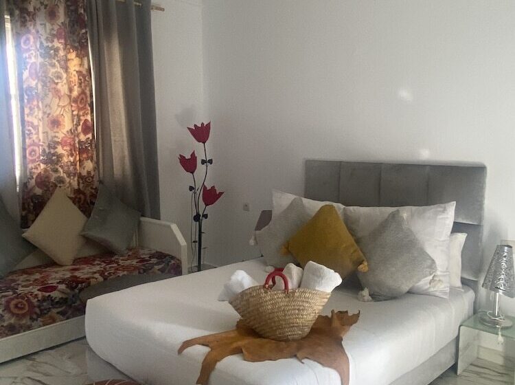 تختخواب و صبحانه Princesse Ilham