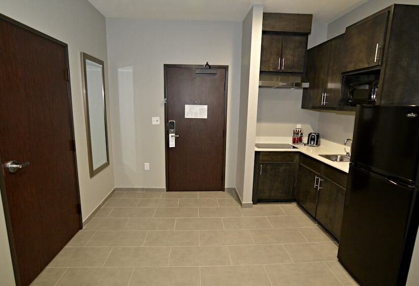 فندق Best Western Plus Waller