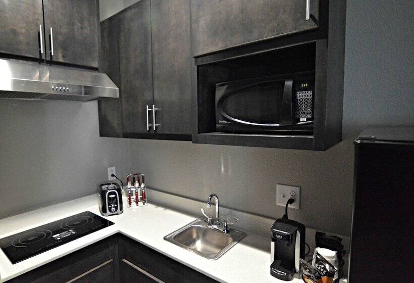 فندق Best Western Plus Waller