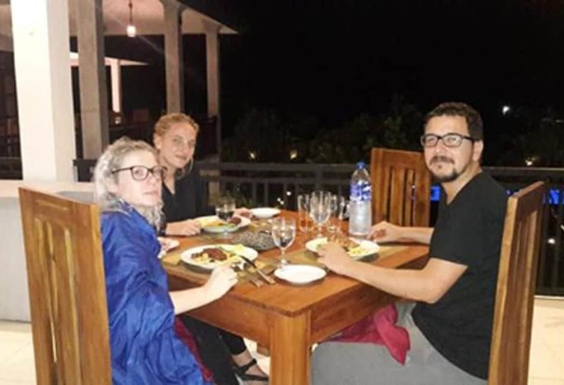 Отель Four Points Resort   Anuradhapura