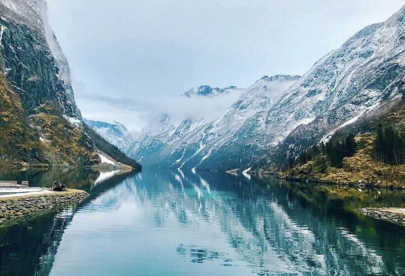 בית מלון כפרי Gudvangen Budget