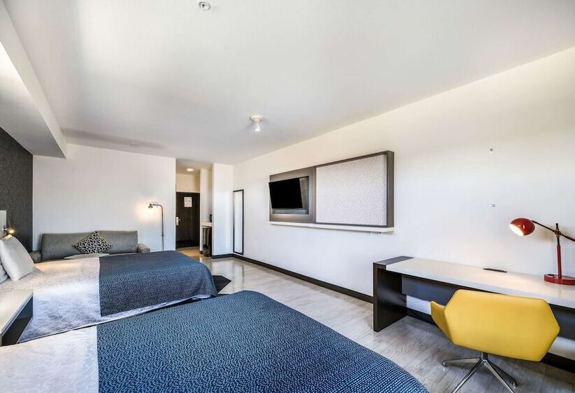 Hy Lo Hotel, Ascend Hotel Collection