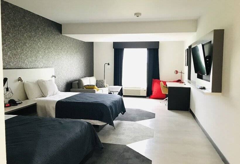 Hy Lo Hotel, Ascend Hotel Collection