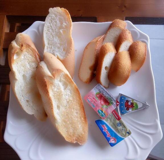 هتل Phoenix Flower