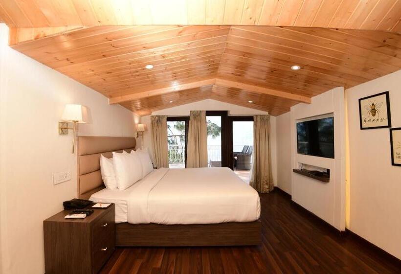 فندق Ramada By Wyndham Kasauli