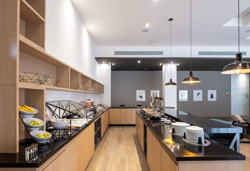 Отель Staybridge Suites Villahermosa Tabasco, An Ihg