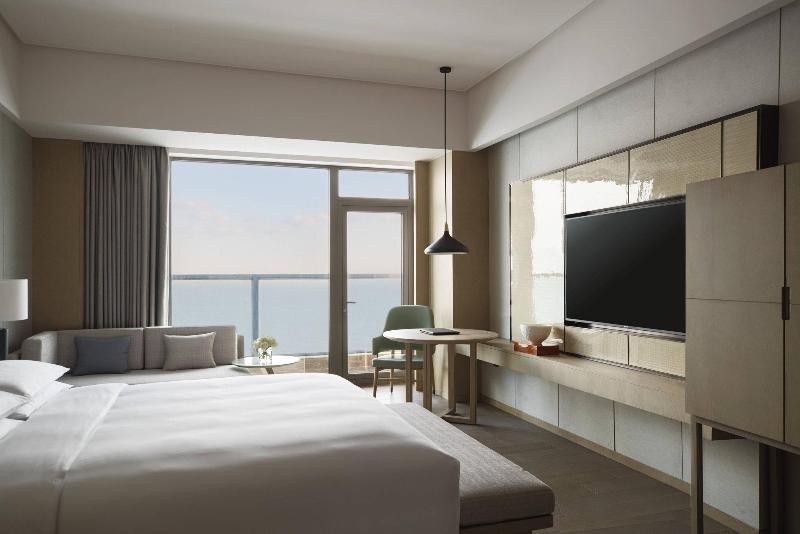 Отель Yantai Marriott