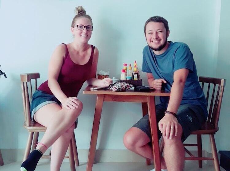 پانسیون Candyinn