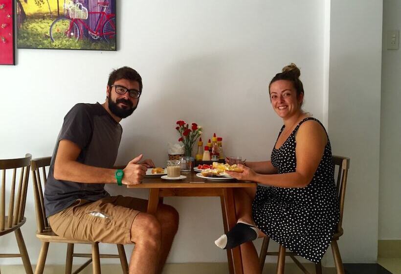 پانسیون Candyinn