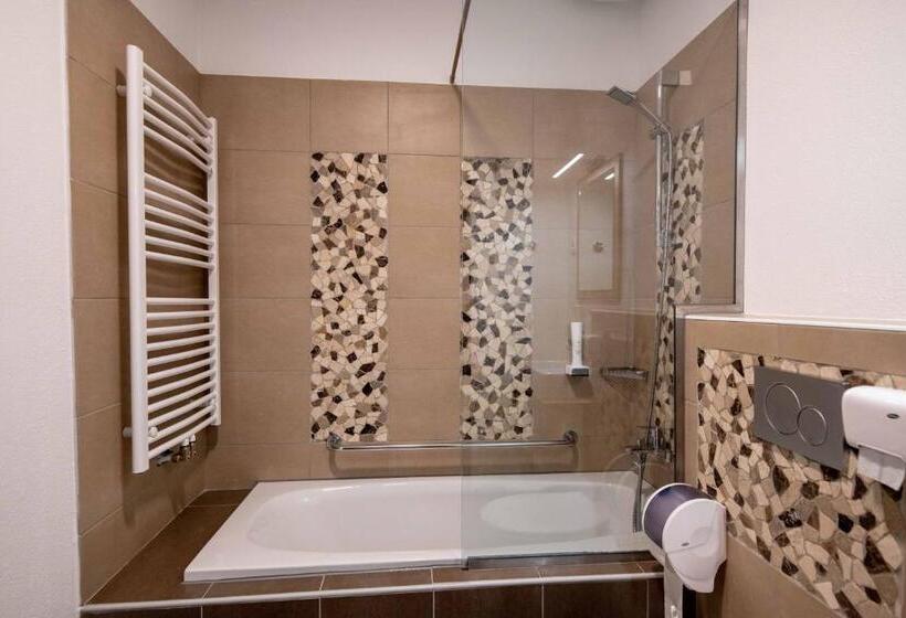 پانسیون Guesthouse Stari Mayr