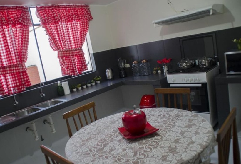 پانسیون Jazmines Lodging