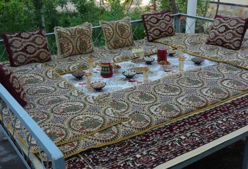 بنسيون Nurobod Guesthouse