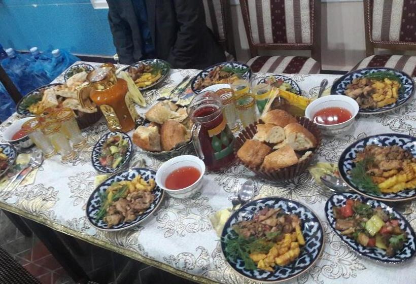 بنسيون Nurobod Guesthouse