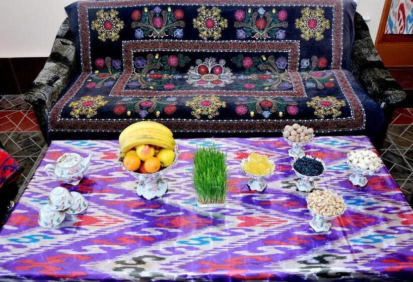 بنسيون Nurobod Guesthouse