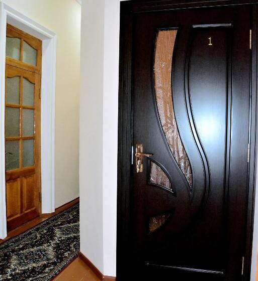 بنسيون Nurobod Guesthouse