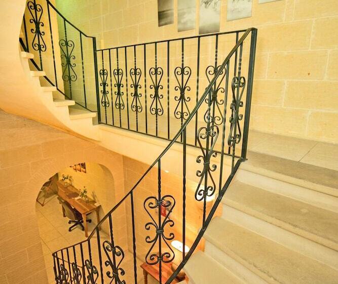 تختخواب و صبحانه Bertinas Boutique Living