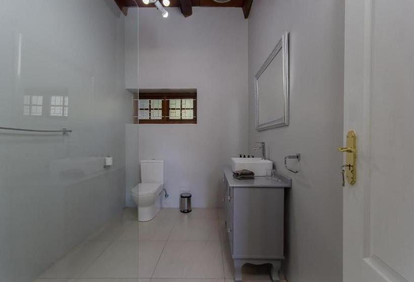 مبيت وإفطار Olive Tree Lodge