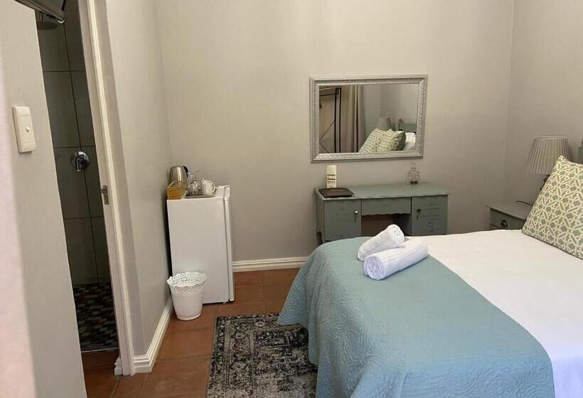 مبيت وإفطار Olive Tree Lodge