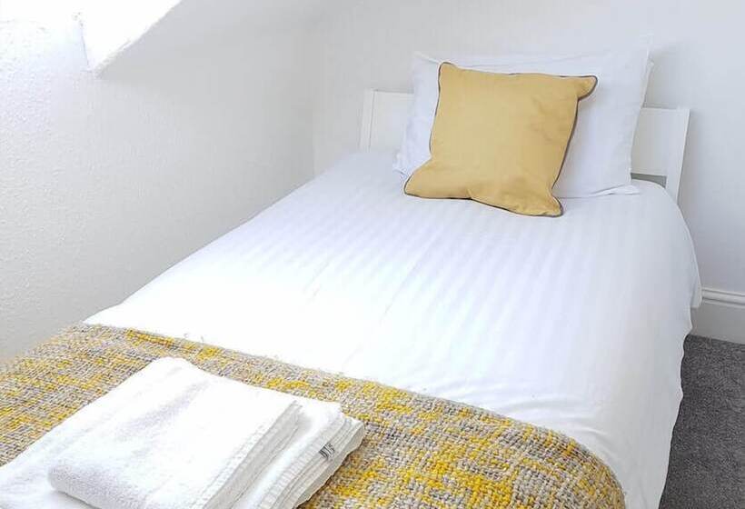 Bed and Breakfast Saltwater