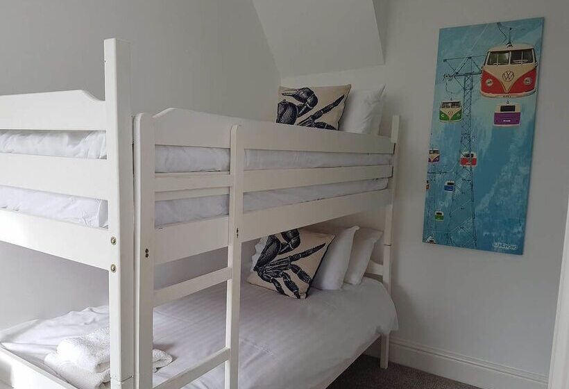 住宿加早餐  Saltwater