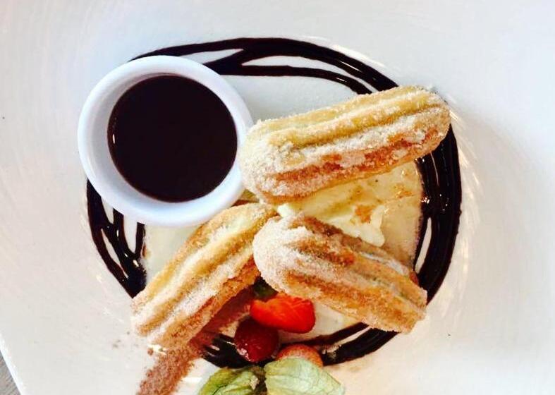 Duck Bay Hotel & Restaurant