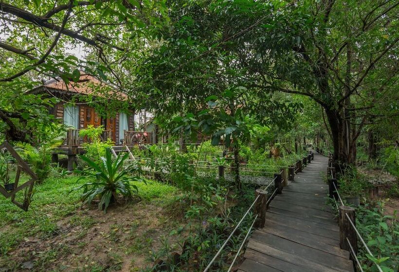 ホテル Bong Thom Forest Lodge