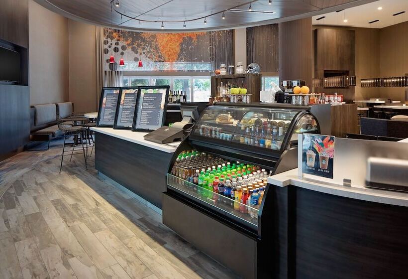 호텔 Courtyard By Marriott Dallas Downtown/reunion District