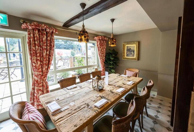 בית מלון כפרי Eliot Arms