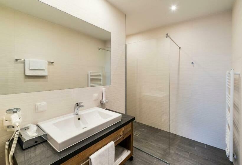 호텔 Gasthof Zum Forsthaus