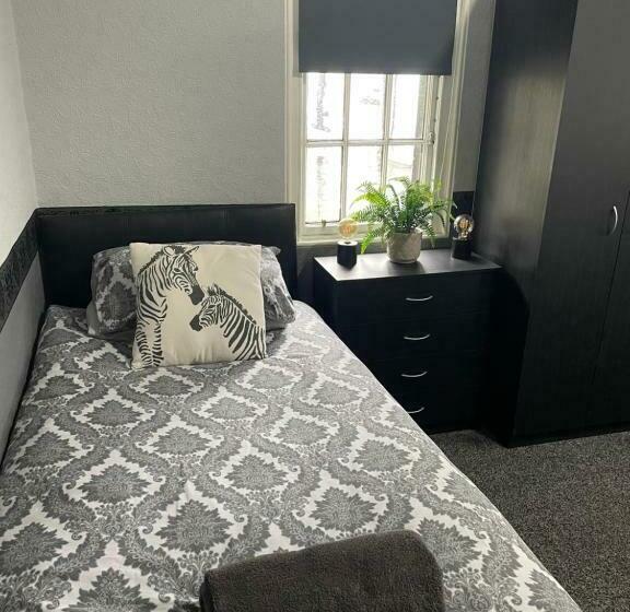 בית מלון כפרי Navaar House