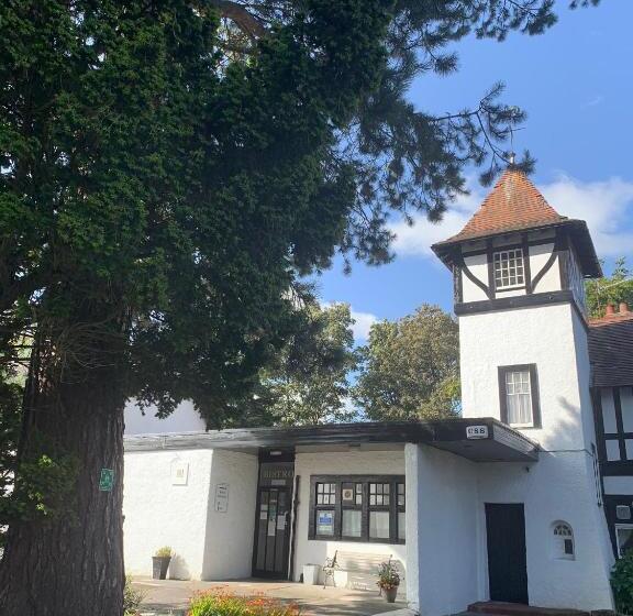 בית מלון כפרי Navaar House