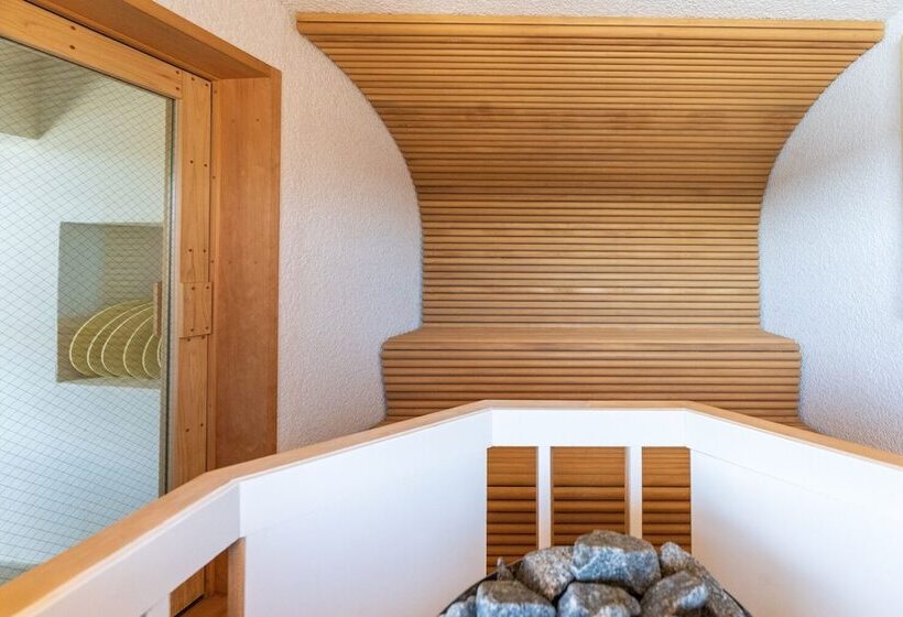 Shonai Hotel Suiden Terrasse