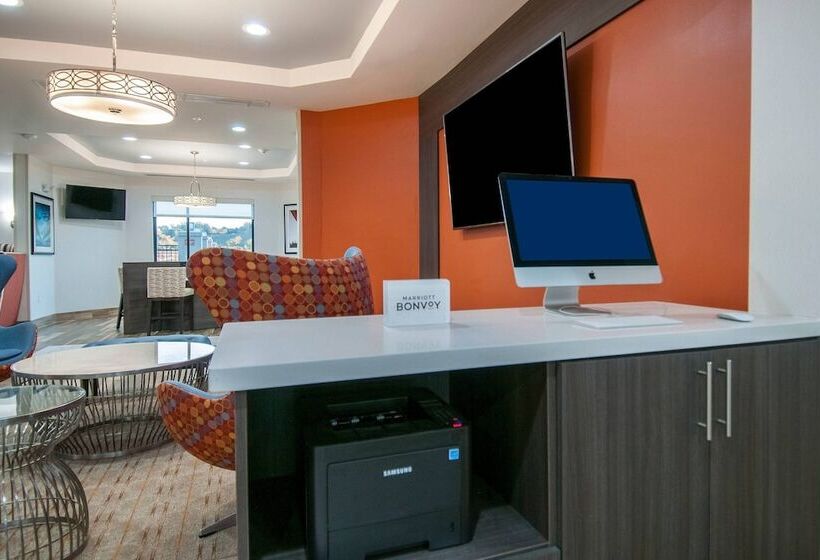 בית מלון כפרי Towneplace Suites By Marriott Vidalia Riverfront