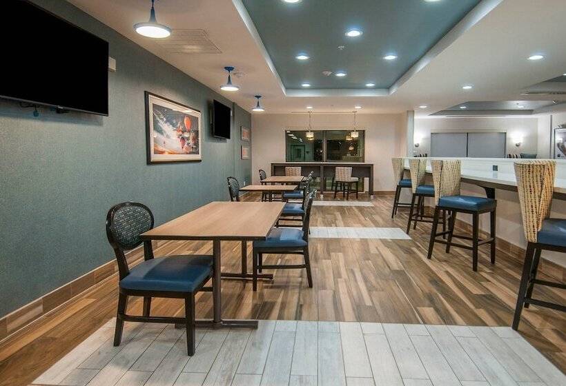 בית מלון כפרי Towneplace Suites By Marriott Vidalia Riverfront