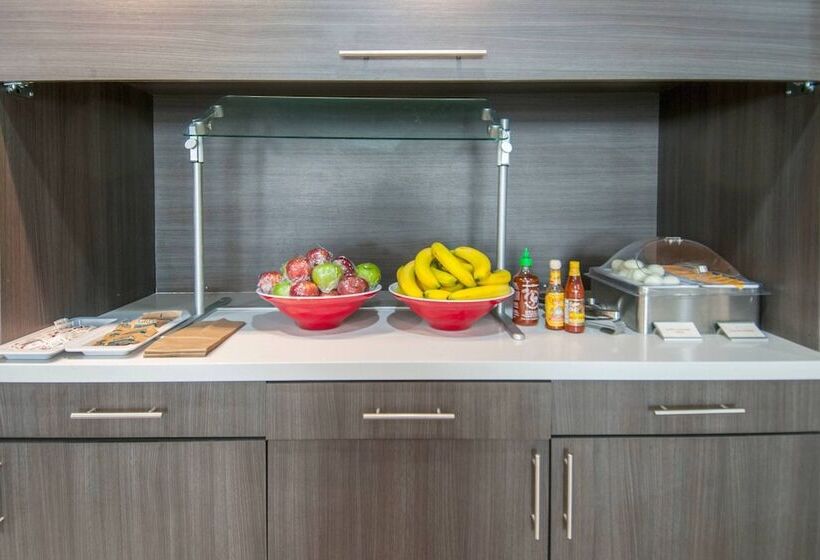 בית מלון כפרי Towneplace Suites By Marriott Vidalia Riverfront