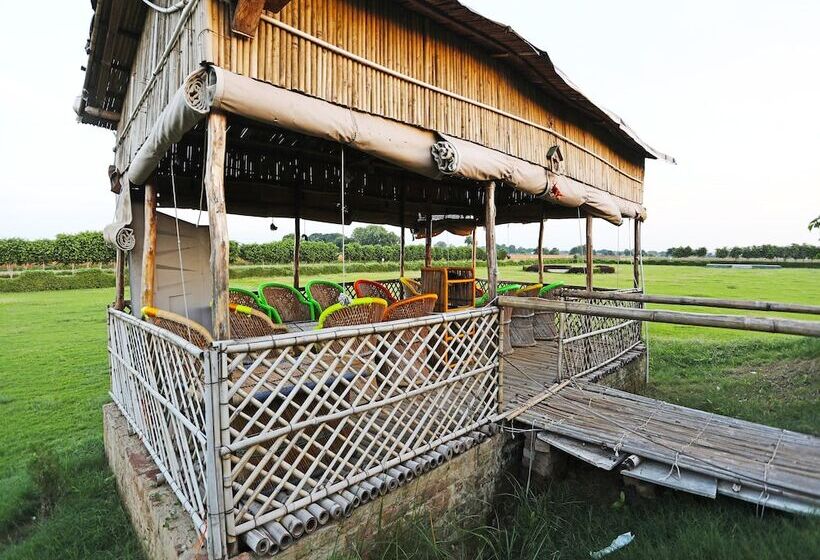 Oyo 17408 Scindia Resorts And Hotels